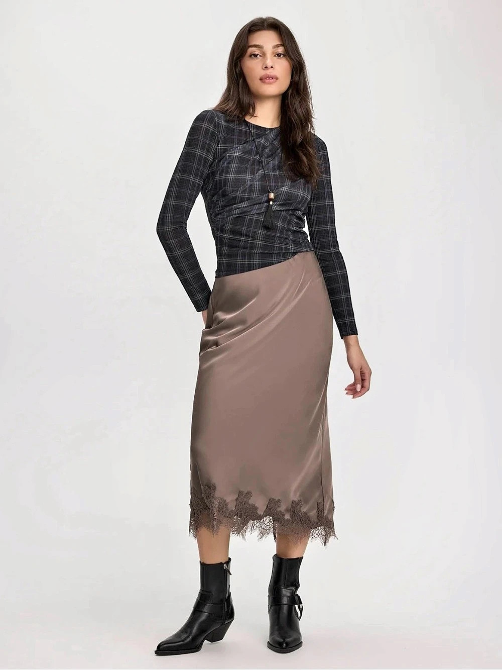 Reitman’s Satin Midi Skirt with Lace Trim Size Small NWT